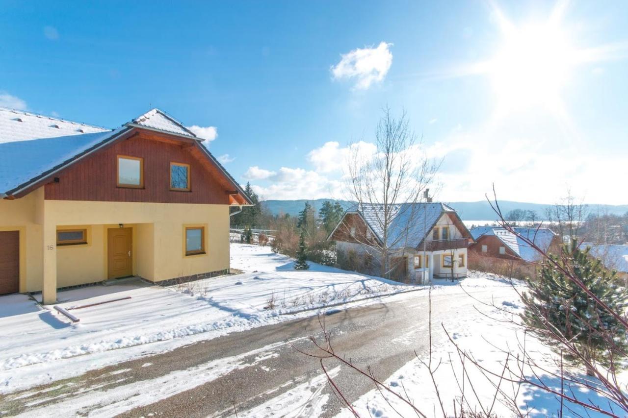 Villapark Lipno Dreams - Pet Friendly Lipno nad Vltavou Exteriör bild