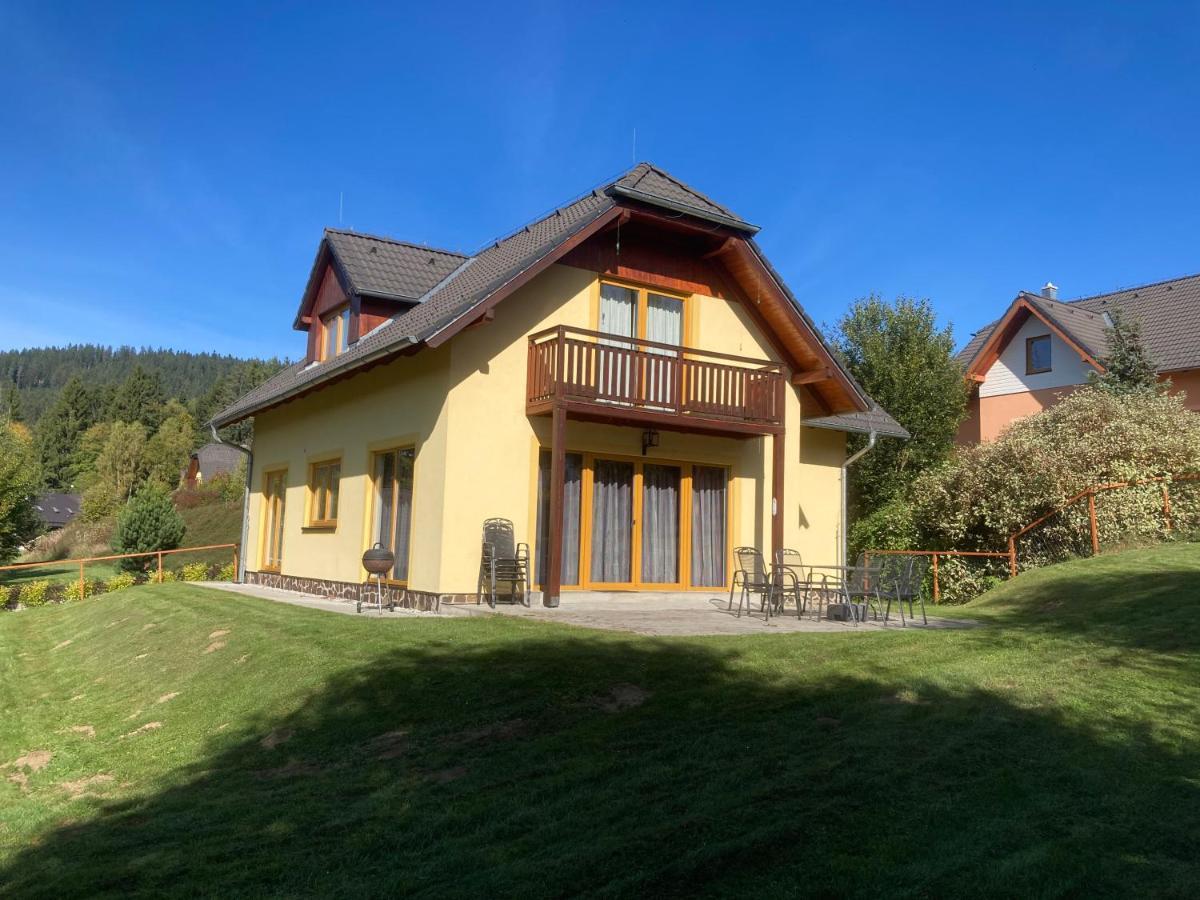 Villapark Lipno Dreams - Pet Friendly Lipno nad Vltavou Exteriör bild